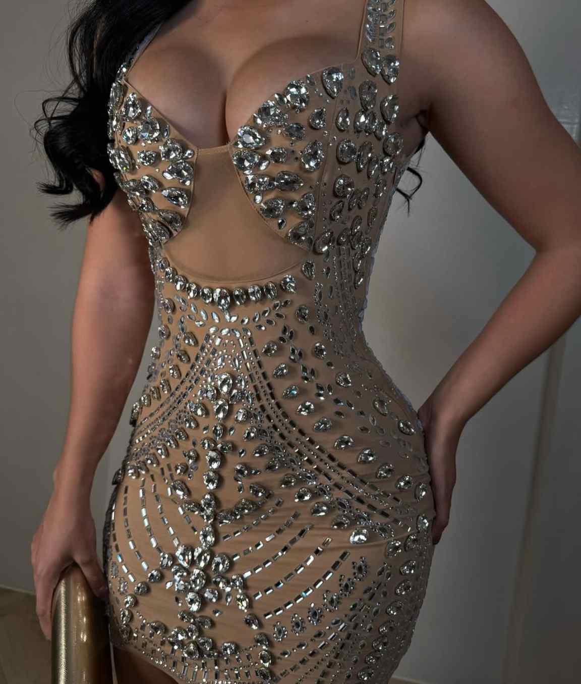 Gorgeous Prom Dresses With Spaghetti Strap Crystal Short Dress Backless Above-Knee Length Custom Made Plus Size Party Dress Vestido De Noite