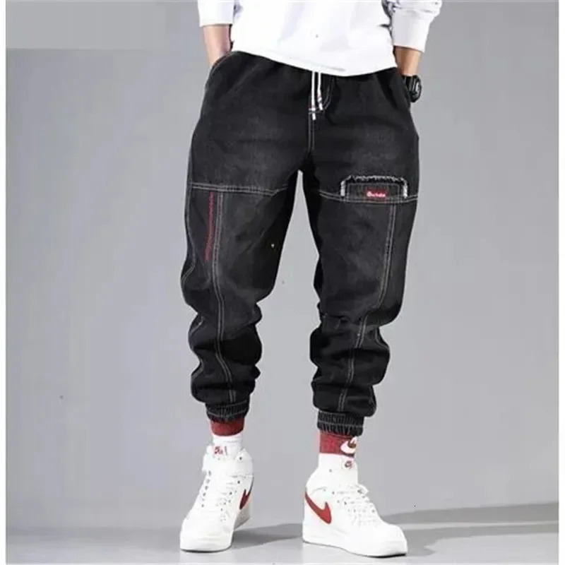 S5XL mens pocket jeans autumnwinter fashionable loose cargo casual Korean slim leg hiphop pants blue 250311