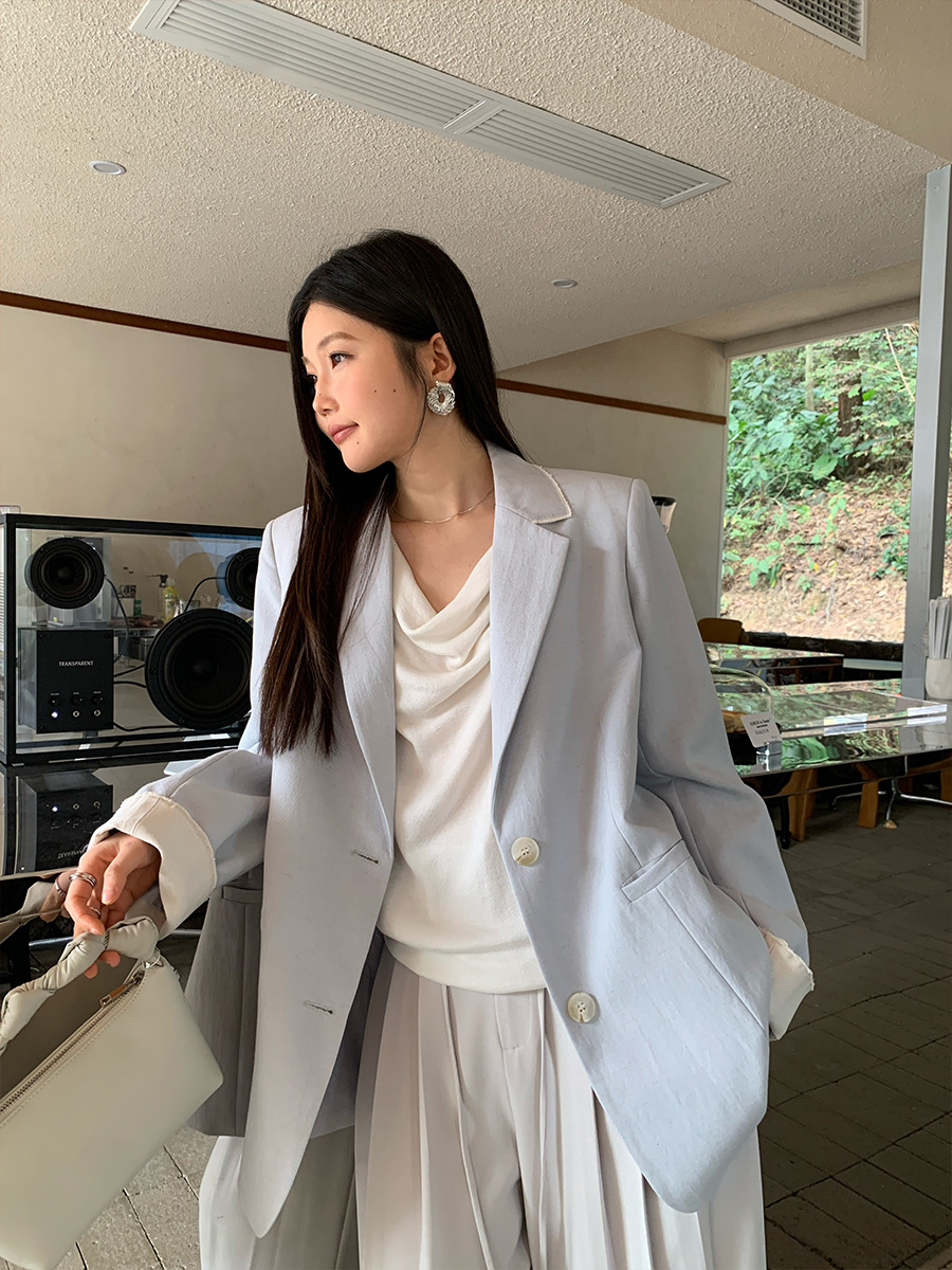 B310Premium Silk & Wool Coat Ensemble for Ladies Timeless Style for Autumnal Elegance, Soft Milky White Color