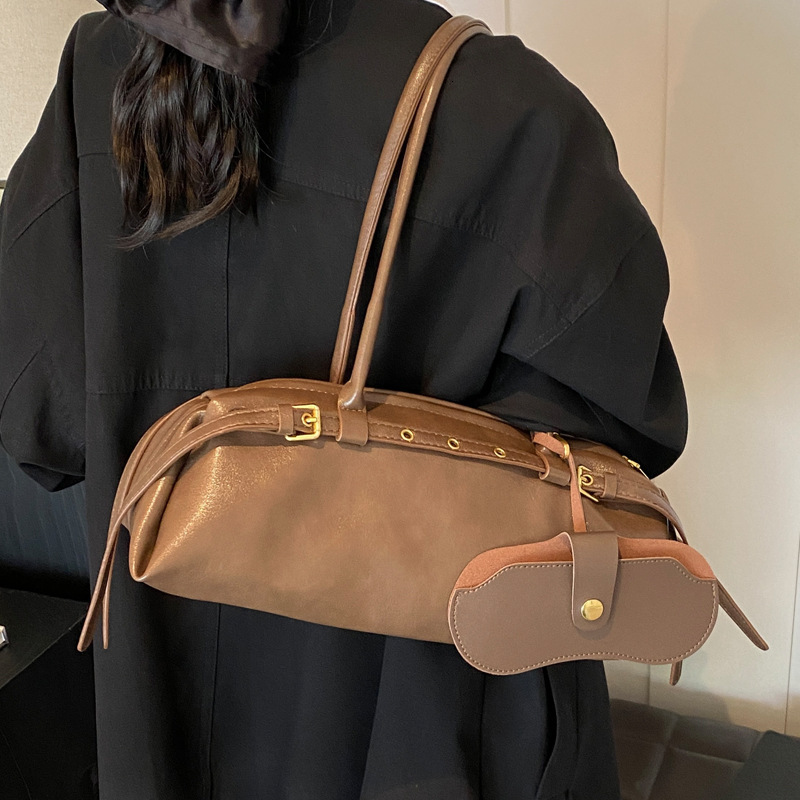 2025 New Women s Bag Multi Functional Belt Buckle Hand Held Motorcycle Style Spicy Girl Underarm Bag Fashion Designer Shoulder Bag Handbag Casual Wall