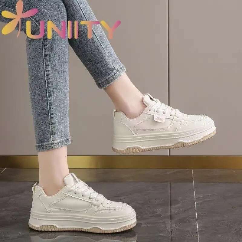 New Women's 2025 Sponge Cake Thick Bottom Small White Casual Sports Breathable Color Block Board Shoes Wholesale