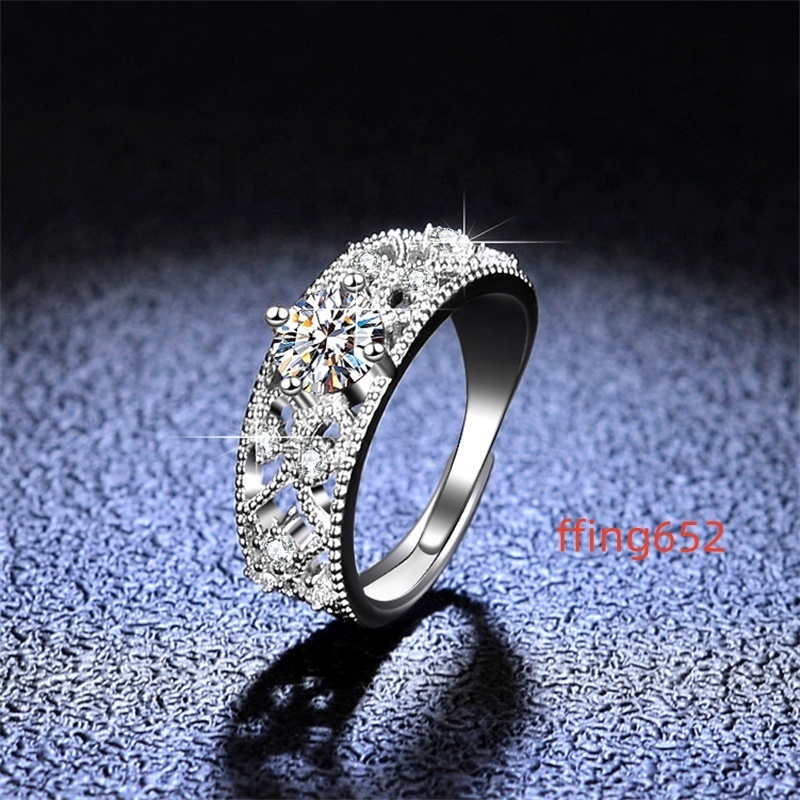 Luxury Moissanite Diamond Silver Women Ring Retro Style Round 1ct Moissanite Cubic Zirconia Engagement Ring Wedding Party Ring