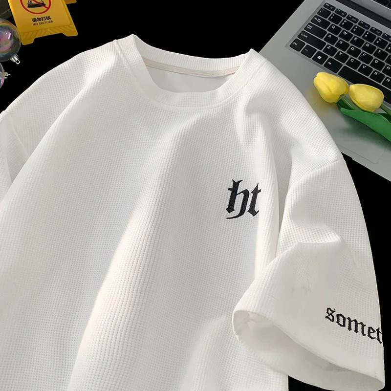 Summer Letter Embroidered Waffle T-shirt For Men Y2K Streetwear Tee Shirts Breathable Vintage Short Sleeve Crewneck Tshirts 250310