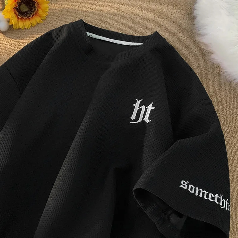 Summer Letter Embroidered Waffle T-shirt For Men Y2K Streetwear Tee Shirts Breathable Vintage Short Sleeve Crewneck Tshirts 250310