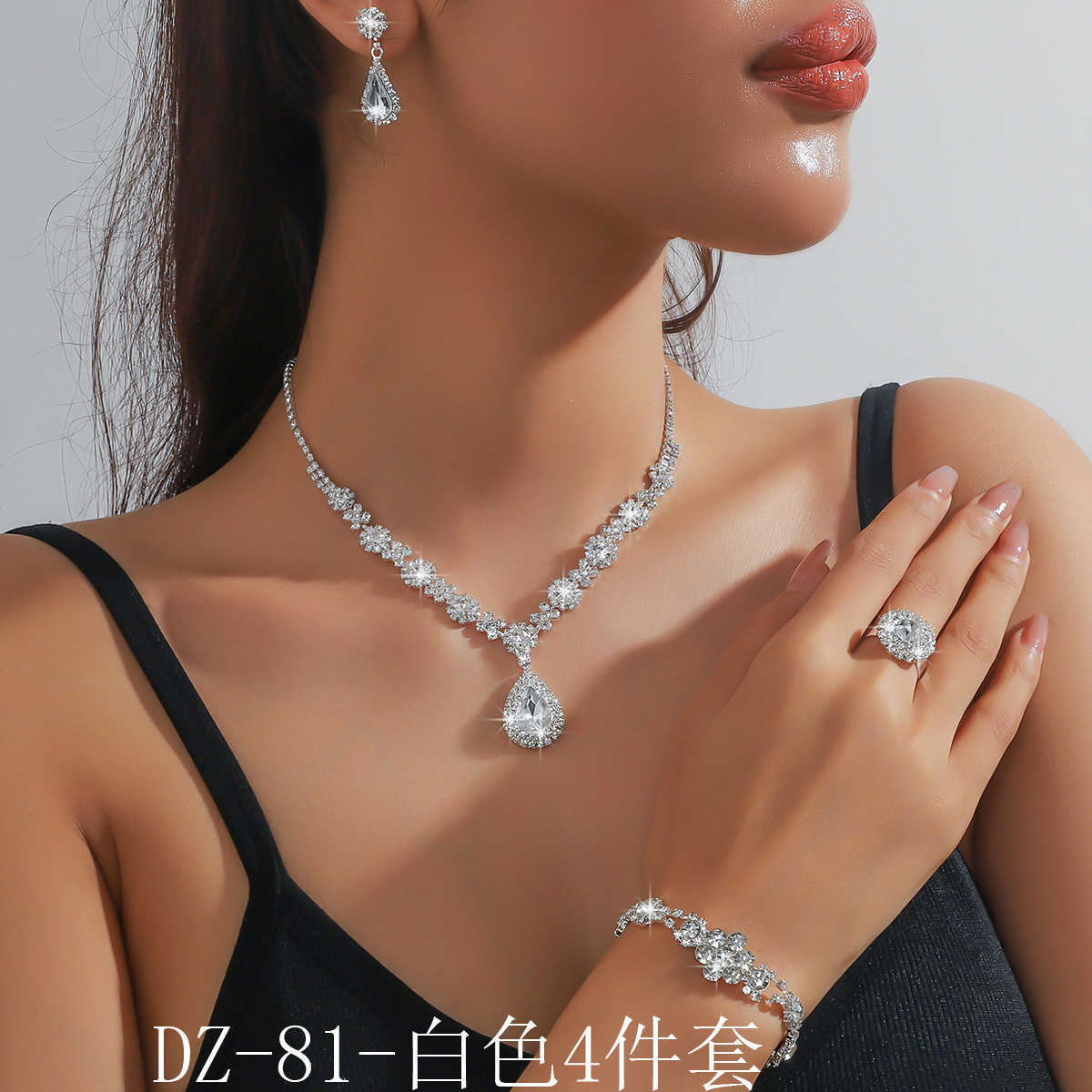 Fashionable green blue and red multicolored rhinestone crystal necklace earrings bracelets rings four piece set W250312