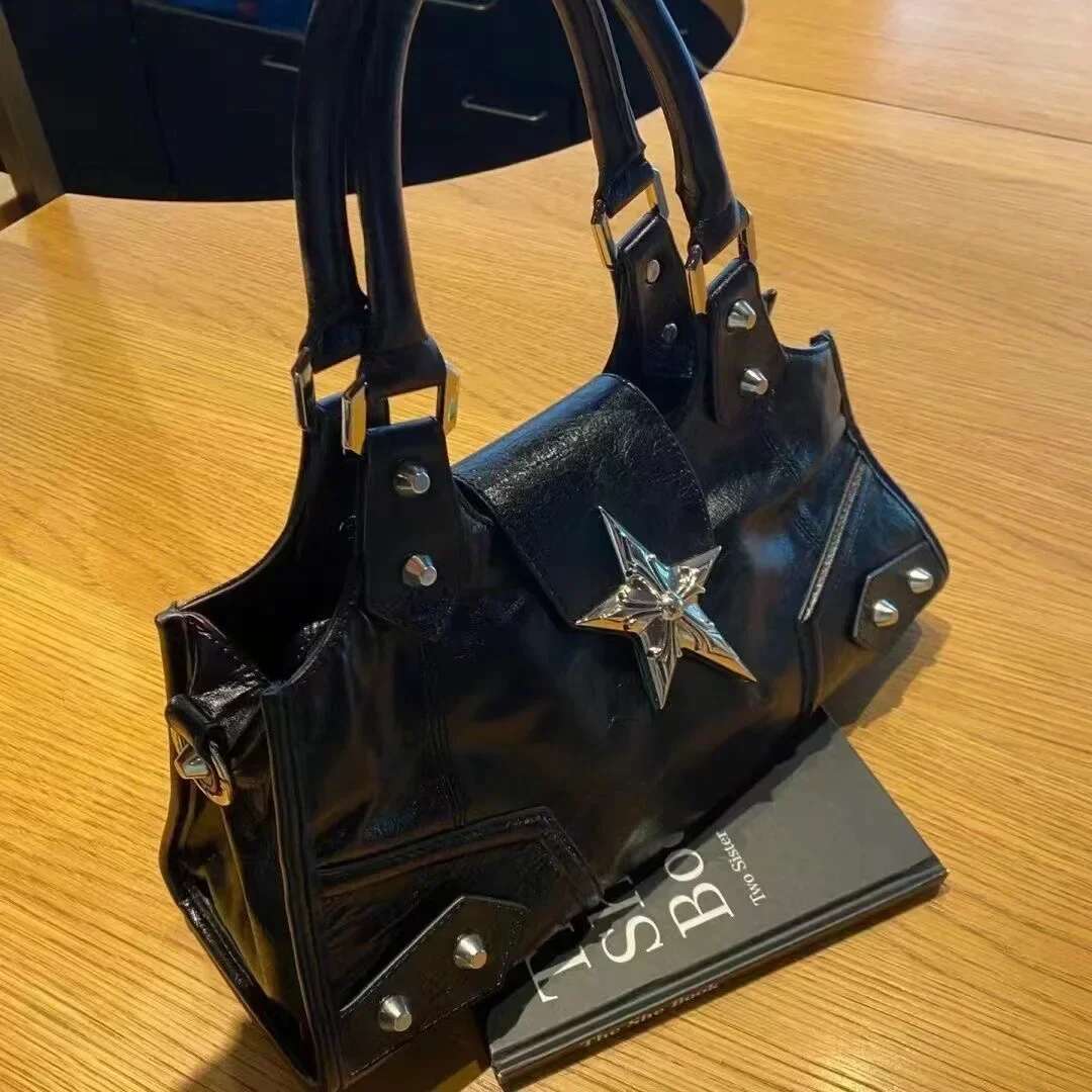 Girl Y2K Pure Black Gothic Star Hip Hop Aesthetic Retro Garbage Punk Underarm Saddle Bag Fashion Designer Wallet One Shoulder Handbag Bucket Handbag