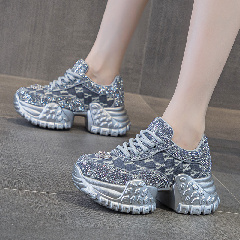 2025 New Women's Thick Soled Height Increasing Running Shoes Outdoor Designer Rhinestone Denim Korean Fashion Street Photography Casual Sports Sh
