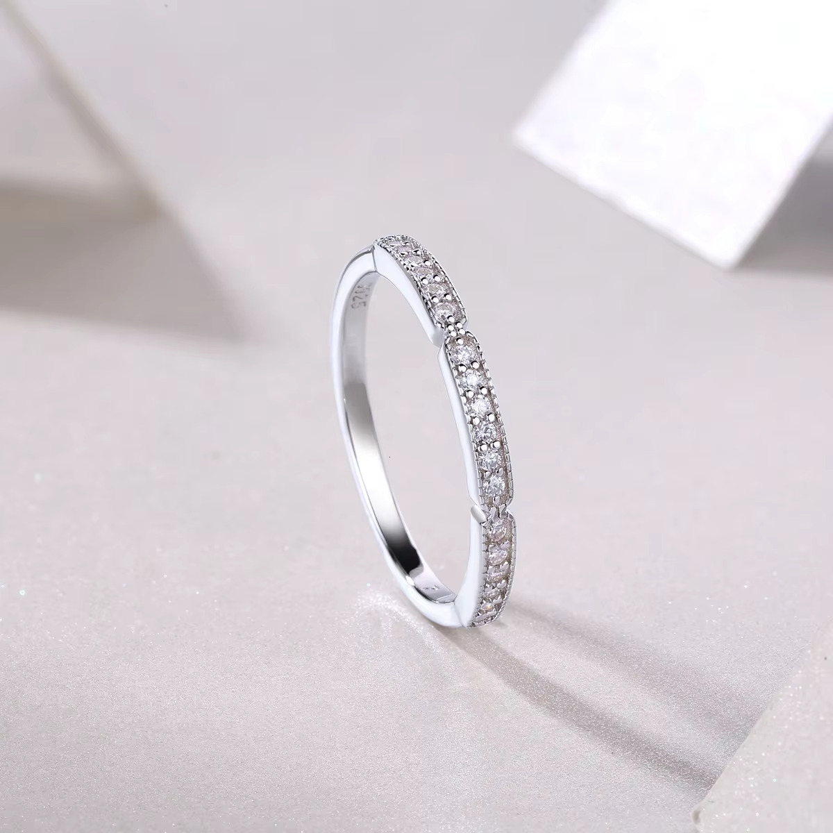 DE Luxury Metal Moissanite Silver Ring Simple Iced Out Moissanite 925 Sterling Silver Rings D Color VVS Moissanite Ring