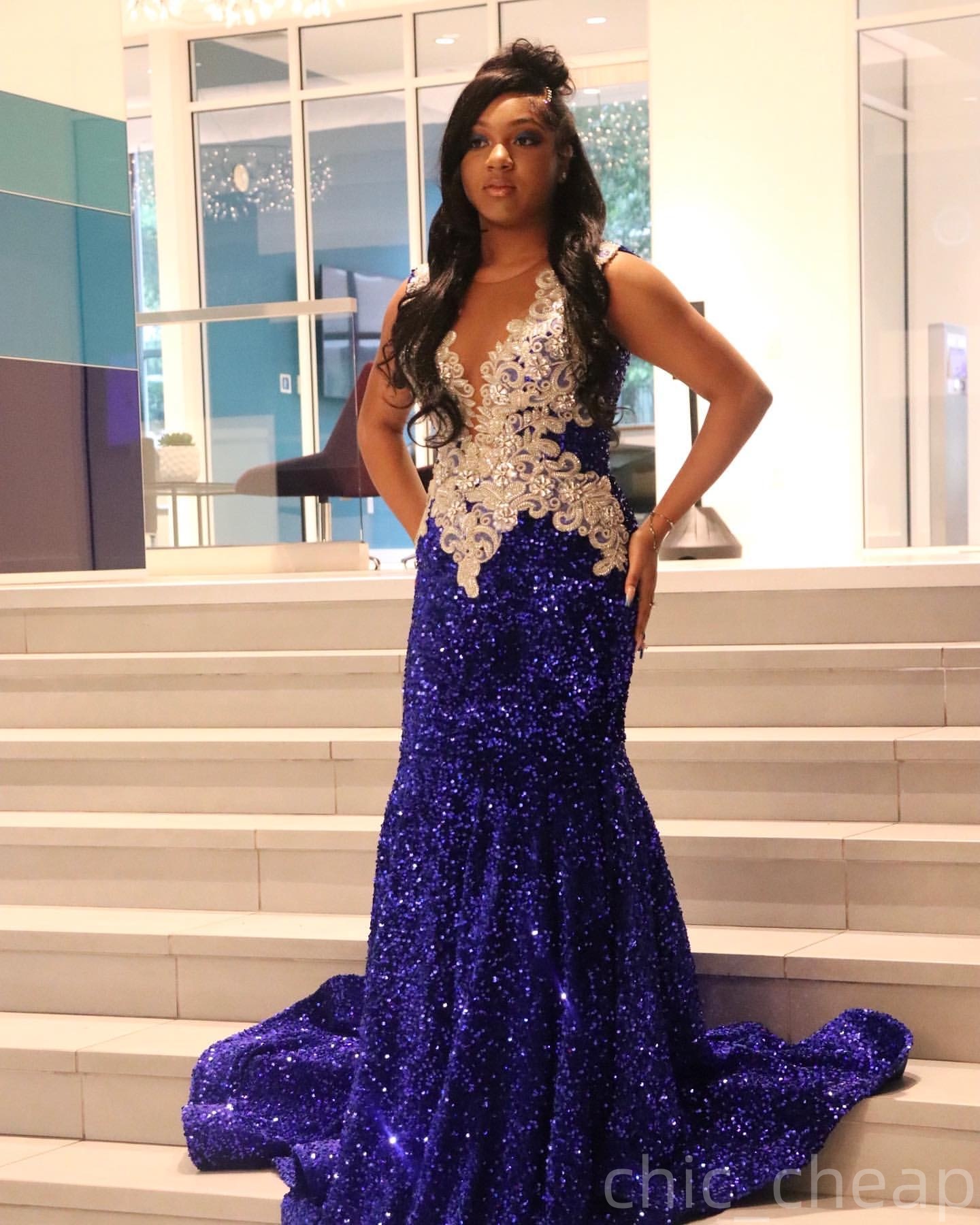 2025 Plus Size Royal Blue Mermaid Prom Dresses Mermaid Sheer Neck Lace Crystals Sequined Evening Formal Birthday Party Special Occasion Dress Gowns