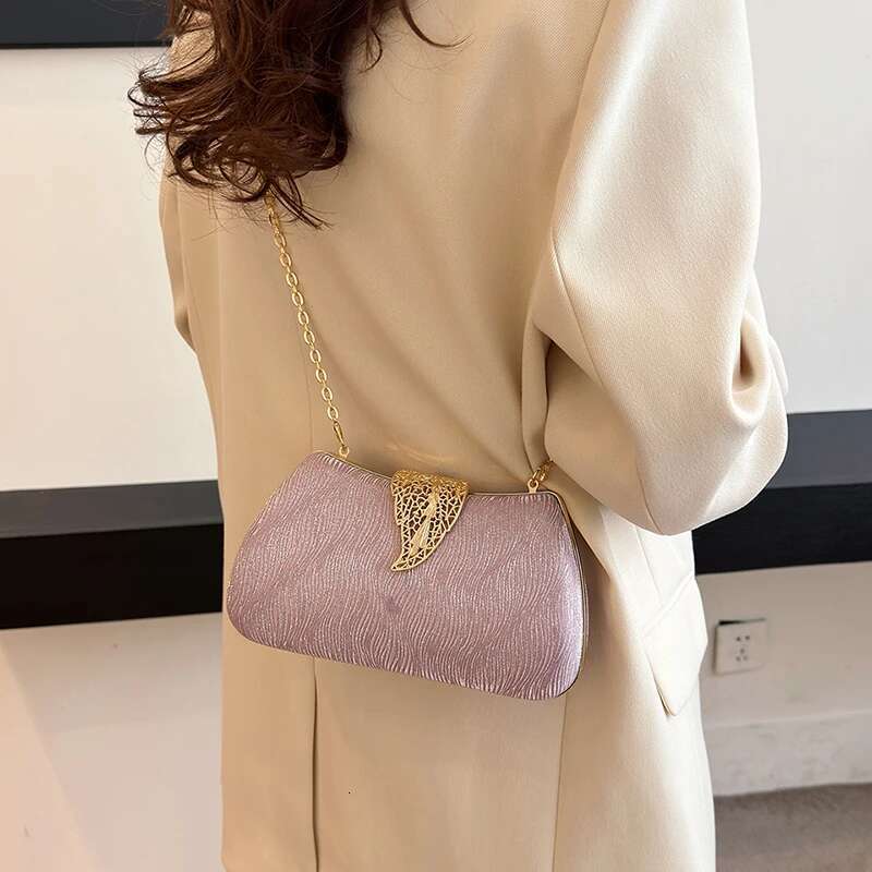 New Fashion Vintage Textured Clip-On Clutch Dinner For Events Chain Crossbody Shoulder Bag