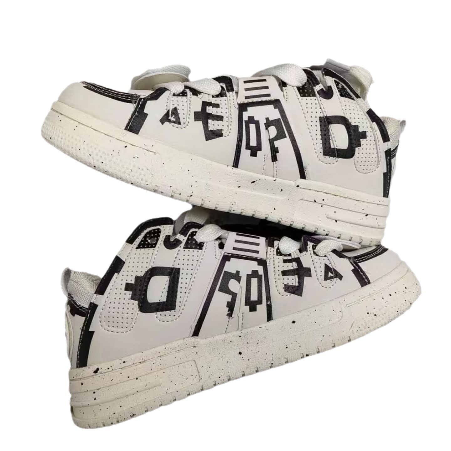 2025 New Commercial Street Graffiti Sports Thick Soled Shoes For Men And Women Design Harajuku Casual White Board Shoes