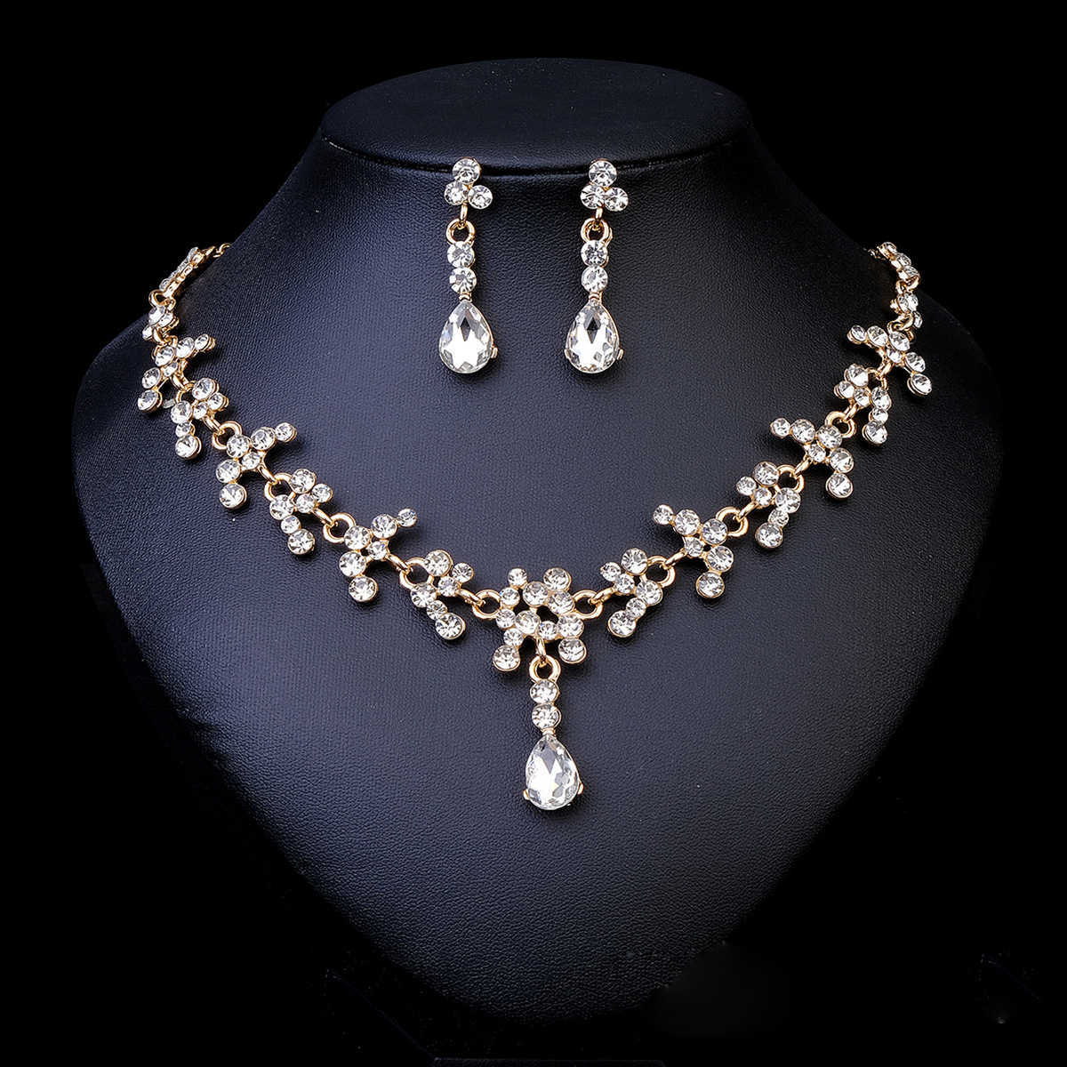 Bridal Accessories Wedding Jewelry Two Piece Set Wedding Dress Accessories Water Diamond Pearl Earrings Necklace Set Female W250312