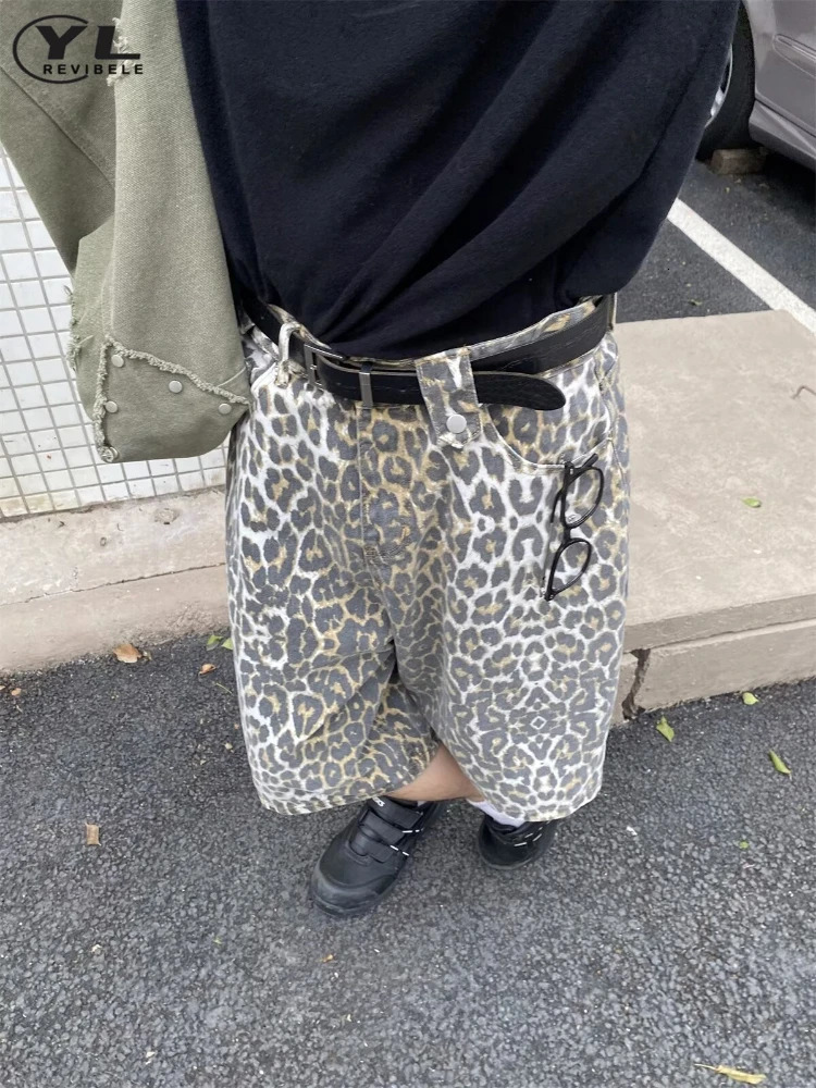 Retro leopard print wide leg jeans shorts mens hiphop bag Korean five point pants American casual straight denim 250312