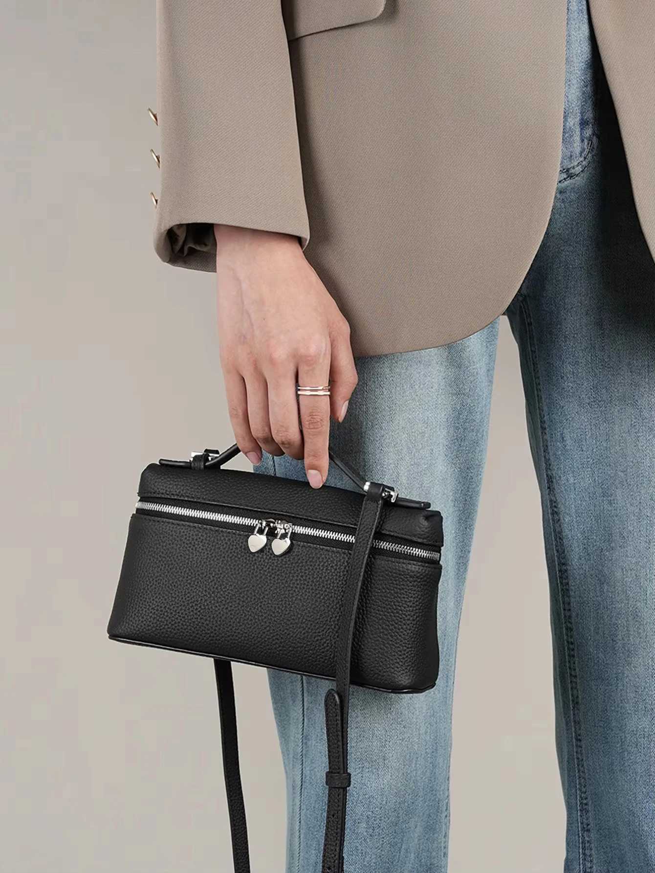 New Womens Handbags Large Capacity Shoulder Bags Fashion Small Crossbody Bags Hard Pu Leather Messenger Bags Handbags for WomenC250312