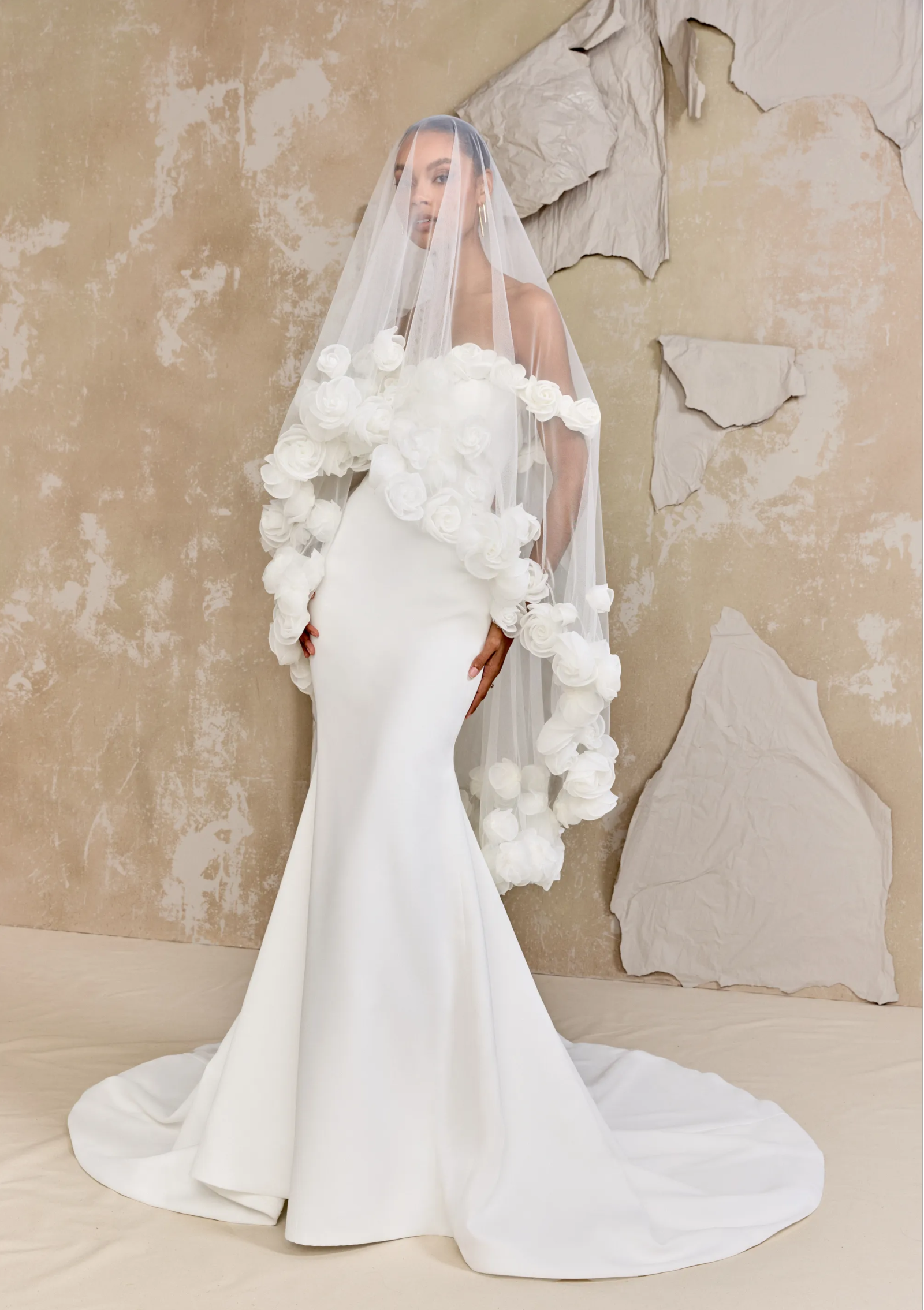 Designer Bridal Veils Tulle Bride Wedding 3m*2m 3D Flower Decoration Long Veil Hair Accessories Custom Made