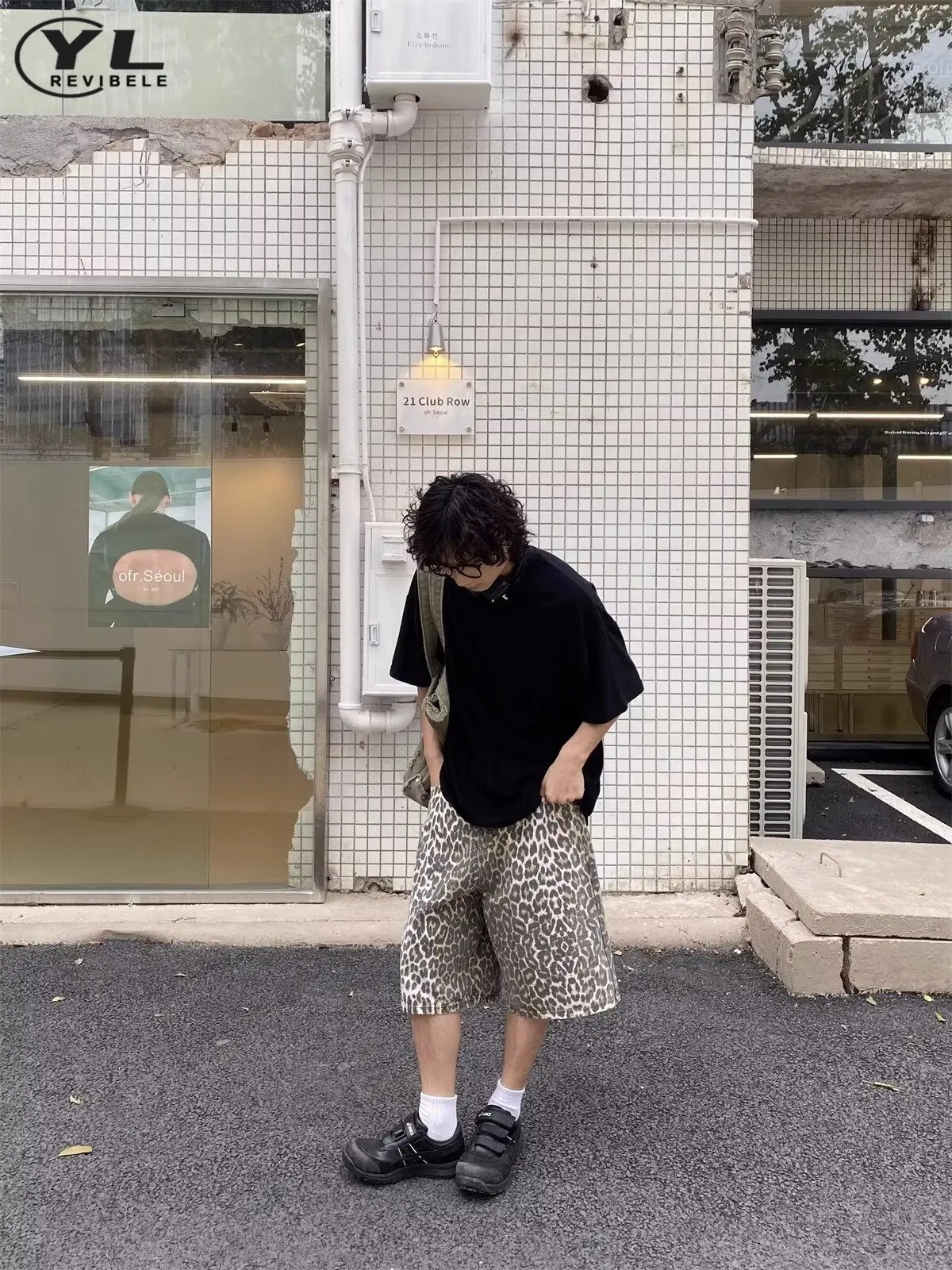 Retro leopard print wide leg jeans shorts mens hiphop bag Korean five point pants American casual straight denim 250312