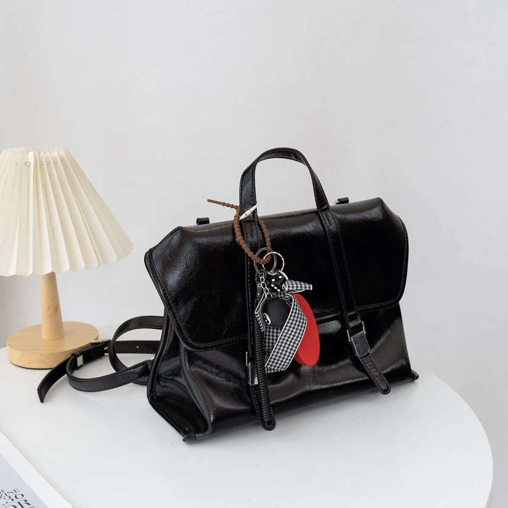 Women's Bags handbag Autumn New Fashionable and Versatile Backpack for Leisure, Large Capacity Handbag, Premium Women's Bag