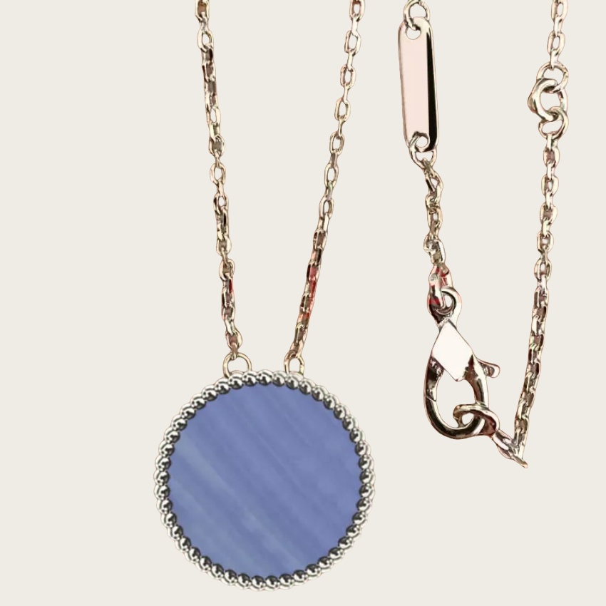 jewlery designer for women necklace custom pendant moissanite pendant luxury jewelry Classic 4 Four Leaf Clover chains Necklaces for women Jewelry gir