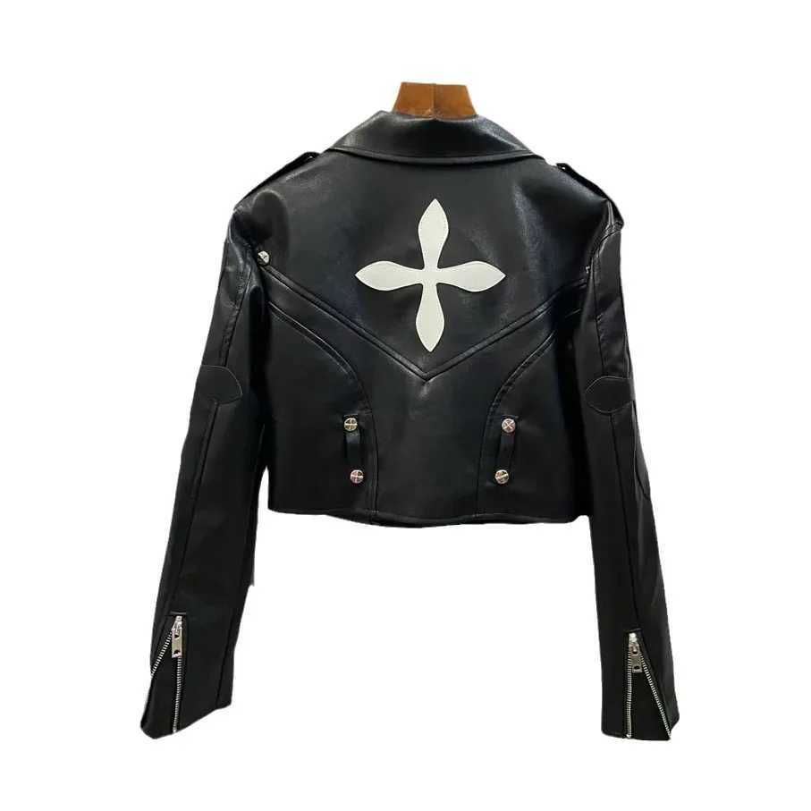 2023 Autumn New PU Leather Punk Jacket Womens Fashionable Cropped Motorcycle Cross Stitch Street Jacket TopT250311
