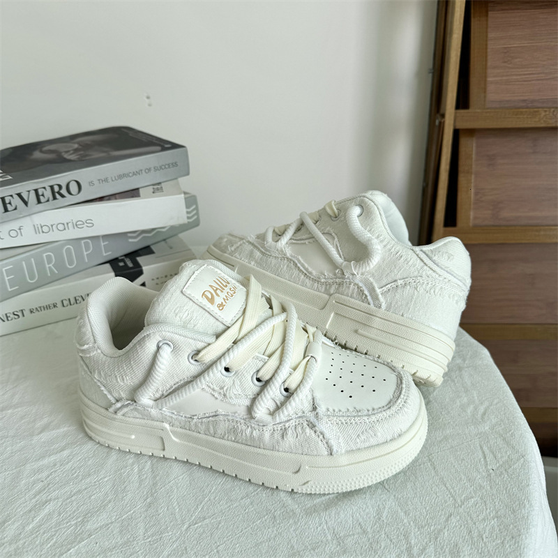 2025 New Fashionable Thick Bottom Bread Designer Fashionable Internet Red Trend Casual Women's All Around Sports Shoes Men's Edition