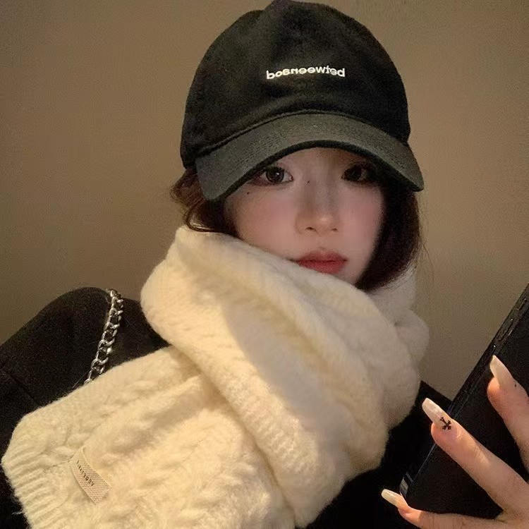 K110 Korean style white twisted knitted wool scarf for women 2024 autumn and winter couple warm versatile scarf