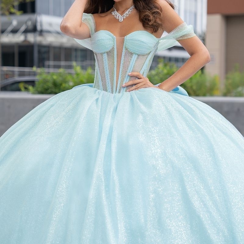 Luxury Glitter Sky Blue Quinceanera Dresses Ball Gown Off The Shoulder Sequins Beading Bow Tull Sweet 16 Dress Vestidos De 15 Anos