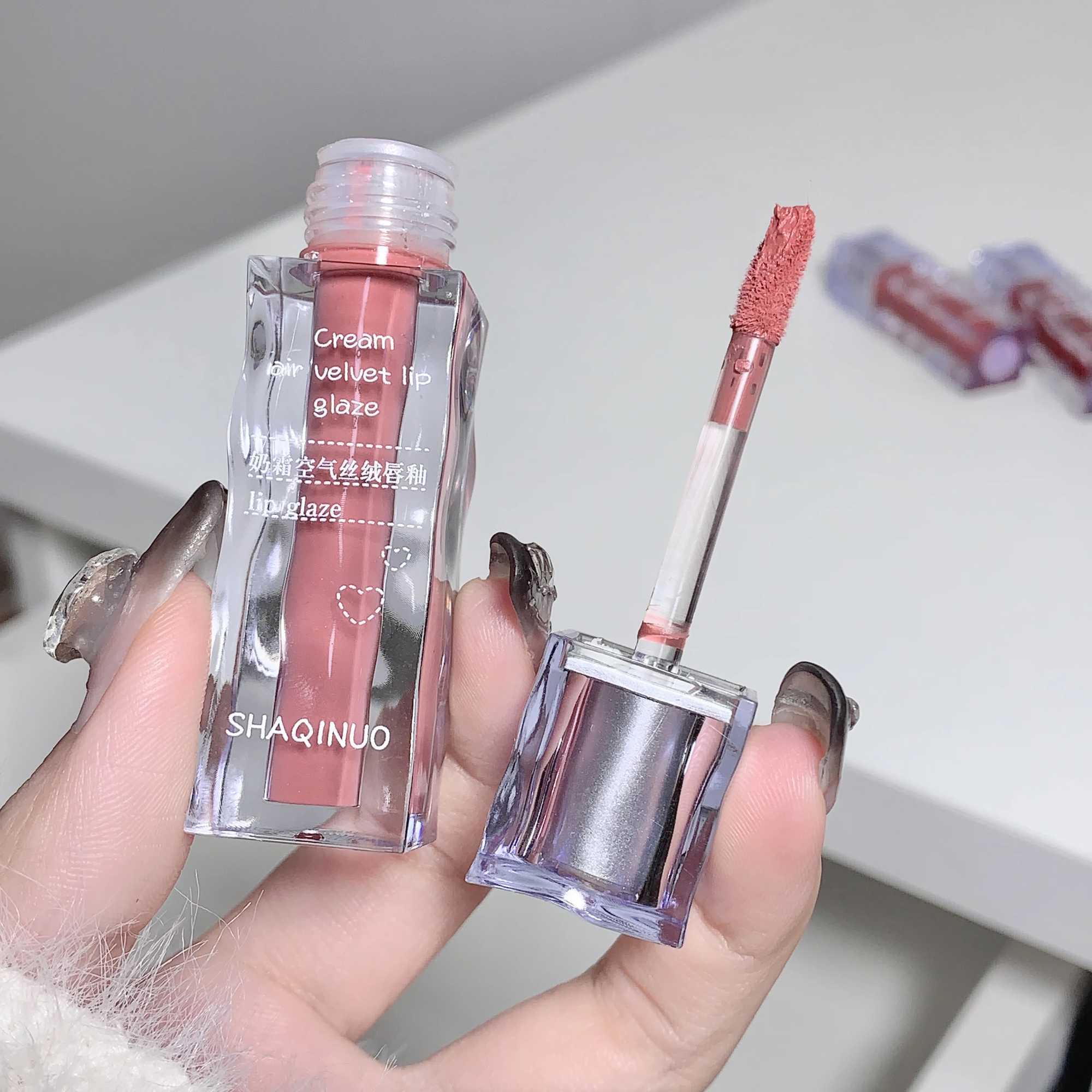 Lipstick cream air velvet lipstick matte velvet soft fog pure white waterproof non stick cup lipstick W250312