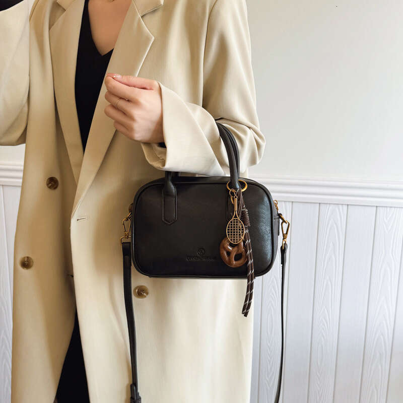 Women's Bags handbag Crossbody autumn/winter new bowling high-end feeling internet celebrity same style pillow trendy and fashionable women'