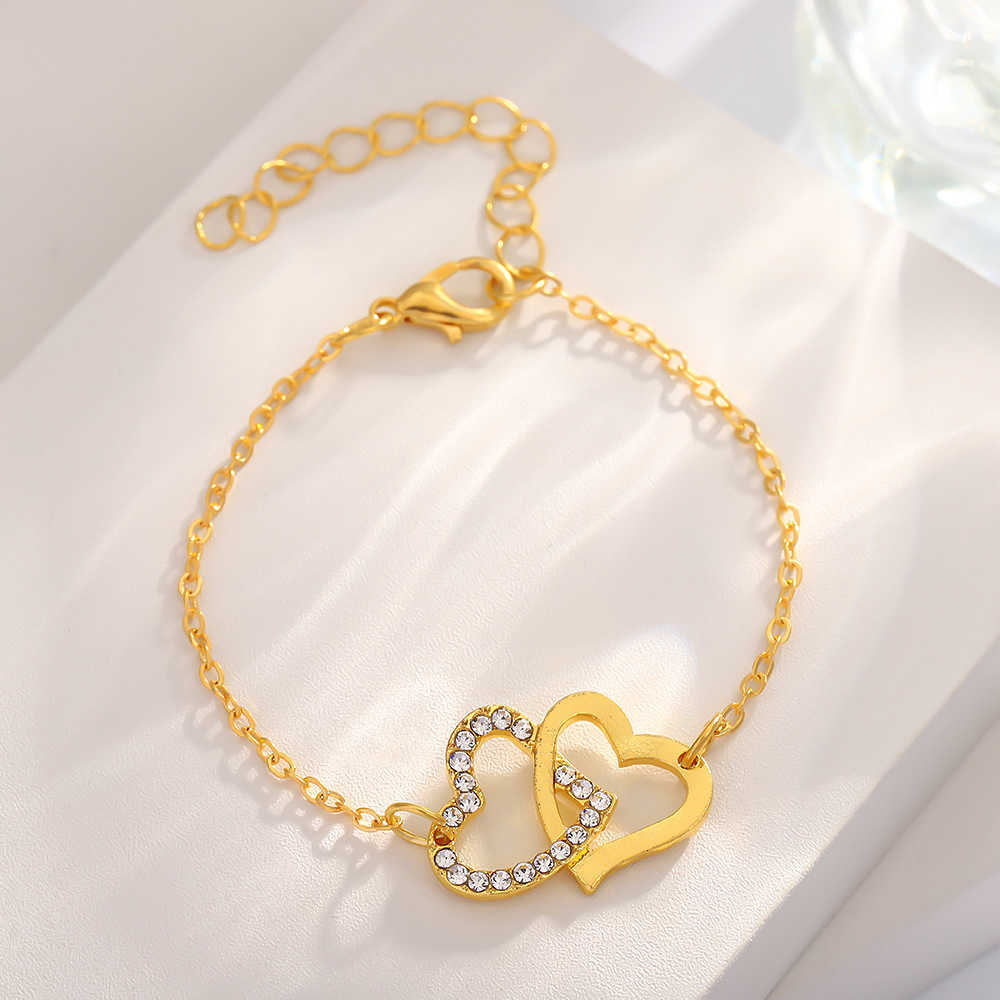 Four piece set of light luxury jewelry cold style double love necklace niche cold style concentric bracelet set W250312