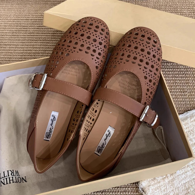SUOJIALUN Spring Women Flat Shoes Fashion Hollow Round Toe Ladies Elegant Loafer Shoes Soft Flat Heel Outdoor Boat Shoes 250312