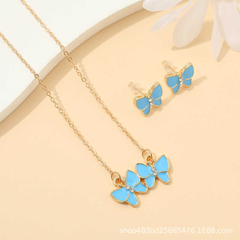 2024 New Jewelry Personalized Drip Oil Butterfly Bracelet Temperament Zinc Alloy Handpiece W250312