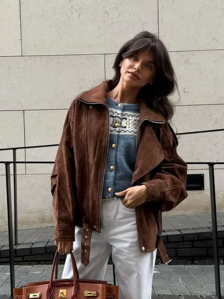 2025 Fashion Lapel Full Sleeve Brown Short Women Jacket Casual Zipper Pocket Suede Cropped Coat Lady New Chic Highstreet Outwear