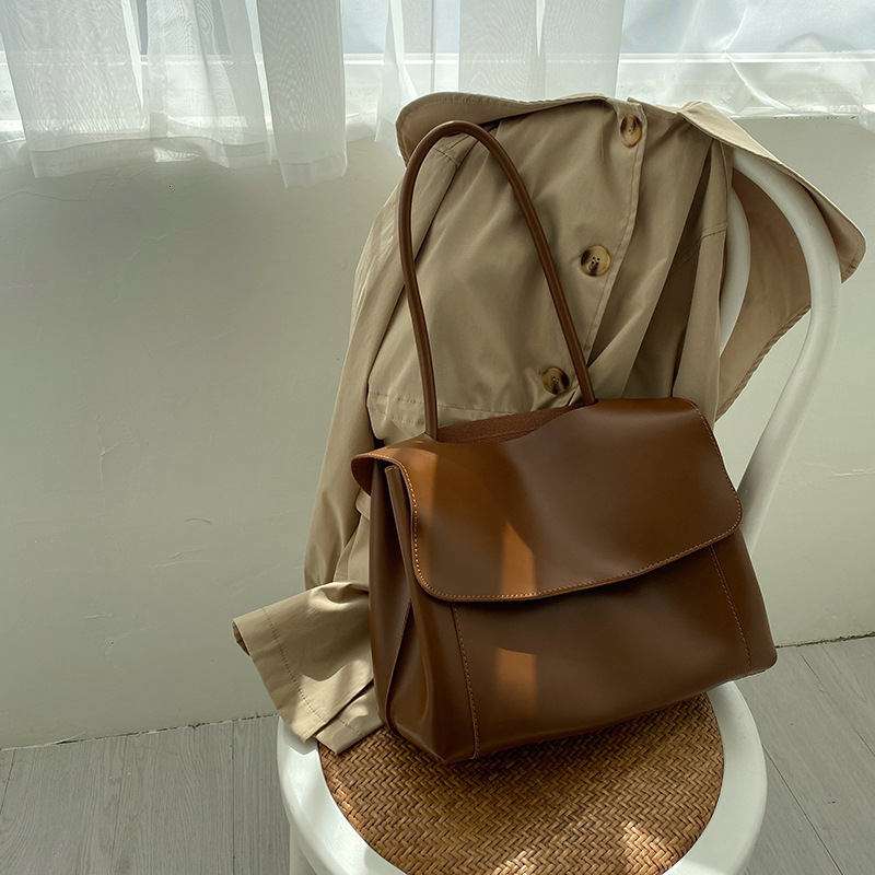2025 Summer New Large Capacity Bag Niche Designer Women S Fashion Handbag Casual Shoulder Crossbody Bag Trendy Wallet Mobile Phone Bag Storage Bag