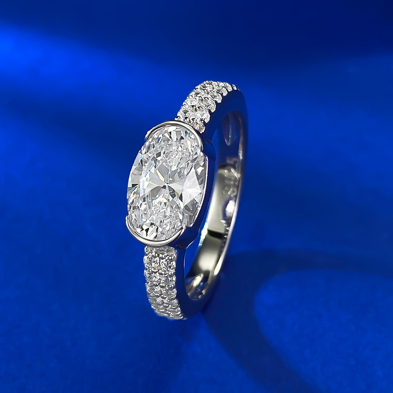 2025 Ins Top Sell Wedding Rings Luxury Jewelry Handmade Soild 925 Sterling Silver Oval Cut White Moissanite Diamond Gemtstones Party Promise Women Ban