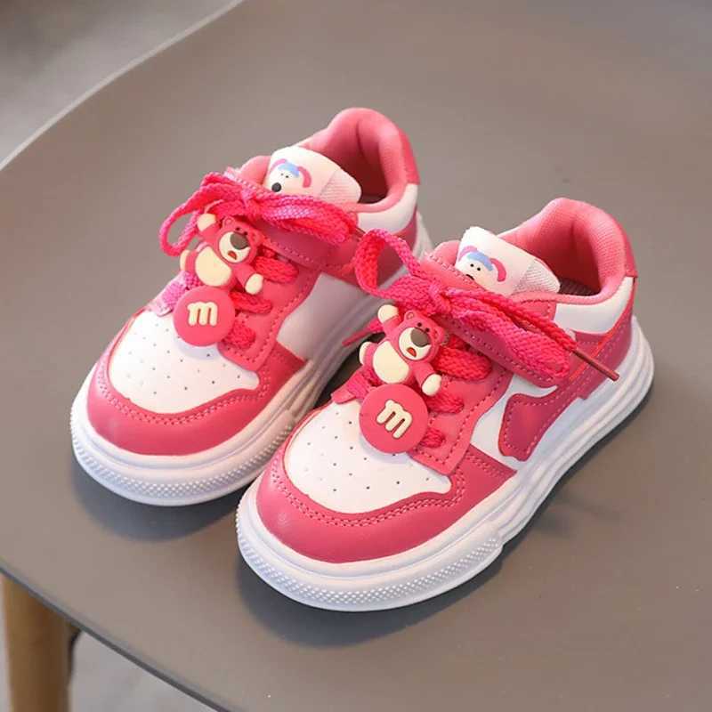 Childrens sports shoes boys fashionable anti slip sports shoes girls cute bear outdoor shoes childrens casual shoes size 23-30 Z250312