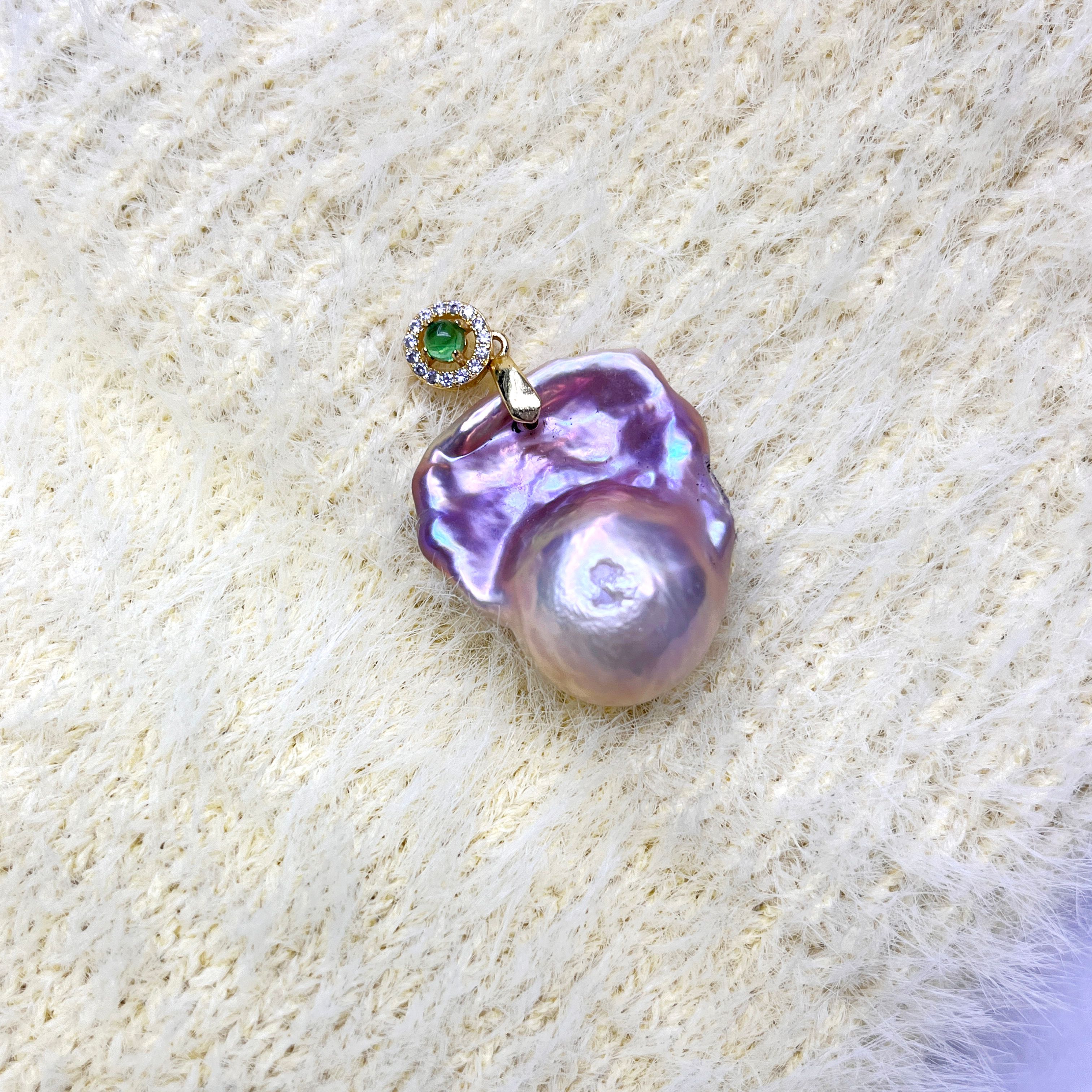 Baroque Natural Pearl Necklace with Elegant Jewelry Pendant