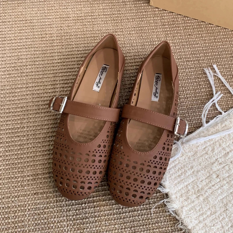 SUOJIALUN Spring Women Flat Shoes Fashion Hollow Round Toe Ladies Elegant Loafer Shoes Soft Flat Heel Outdoor Boat Shoes 250312