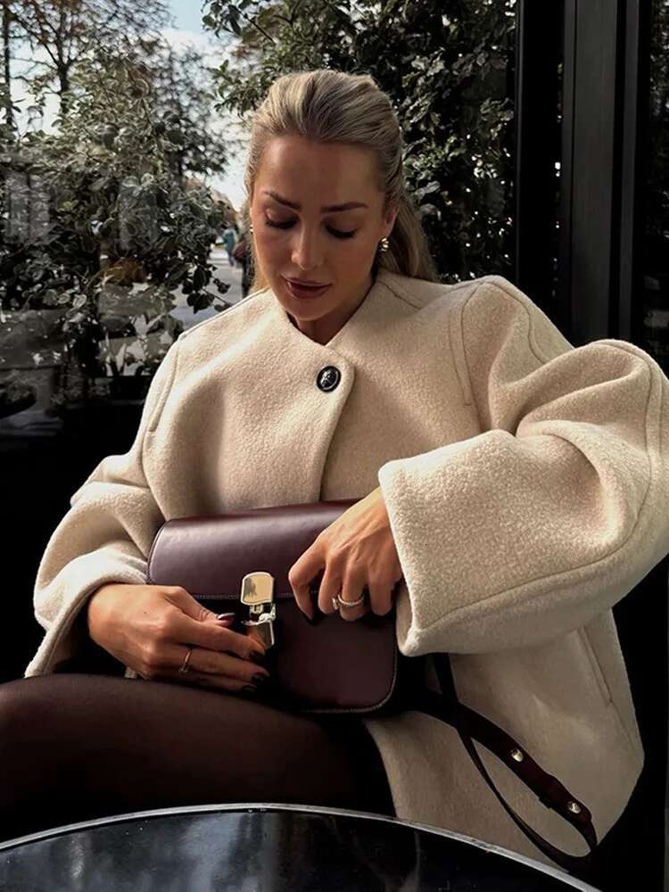 Elegant Solid One Buttons Women Woolen Coat Fashion O-Neck Long Sleeve Short Jackets 2024 Autumn Female Chic High Street Outwear