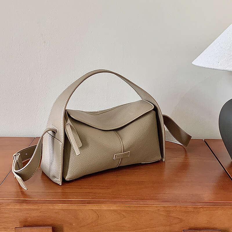 Women's Bags handbag Single shoulder autumn and winter new style simple hanging ear women's large capacity high-end leather casual versatile