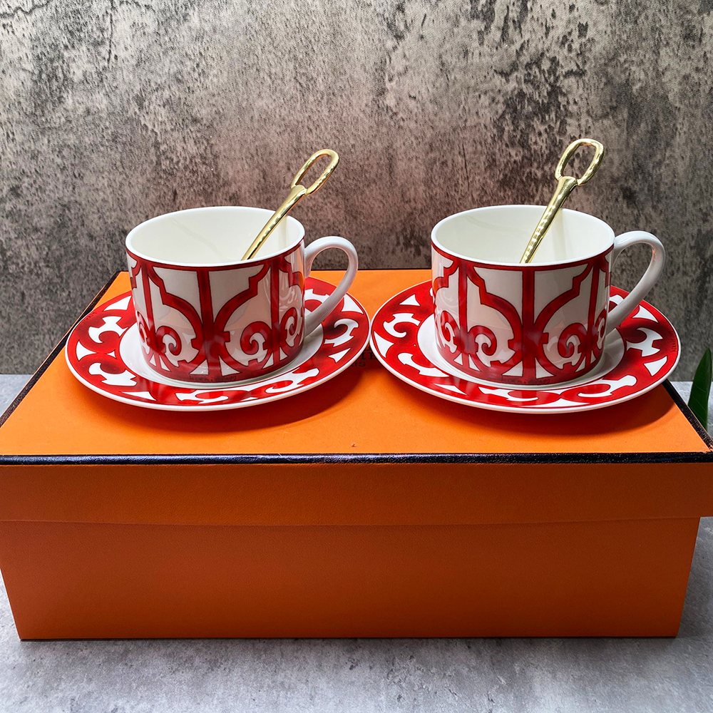 Chinese Red Bone Porcelain Afternoon Tea Cup And Saucer Set Ceramic Coffee Cup With saucer Stainless Spoon 200 ml Home Drinkware