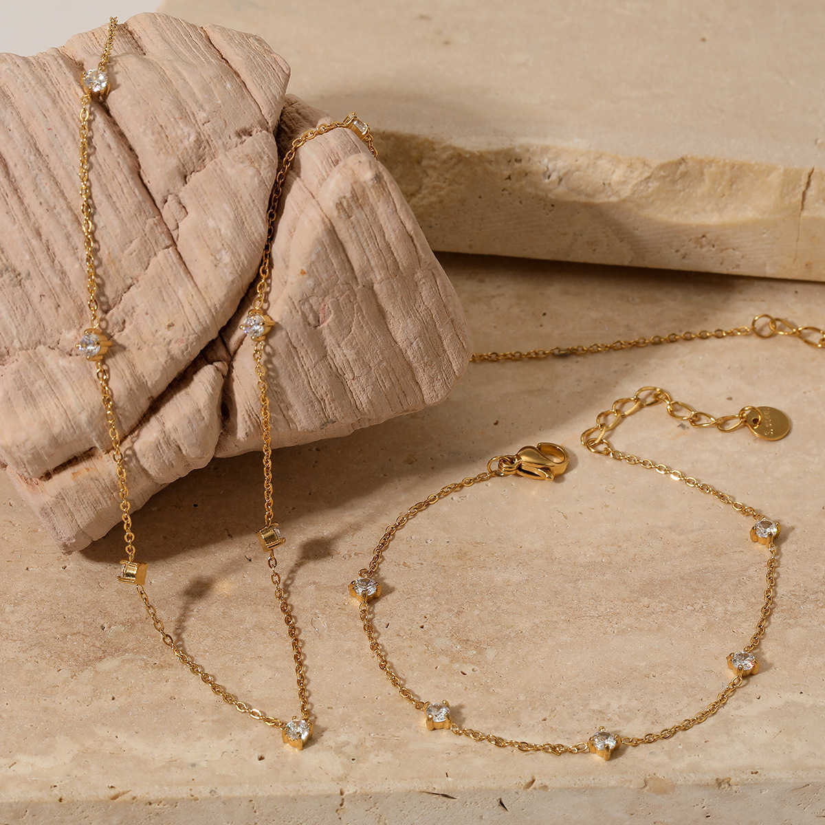 Gentle Wind Zircon Necklace Bracelet Foot Chain Set Small Fresh Advanced Simple Super Fairy Sweet Advanced Jewelry Set W250312