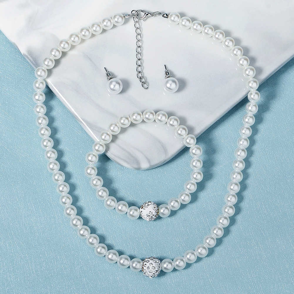 Bridal jewelry necklace earrings bracelet three piece set daily accessories small fragrance style diamond inlaid pearl necklace set W250312