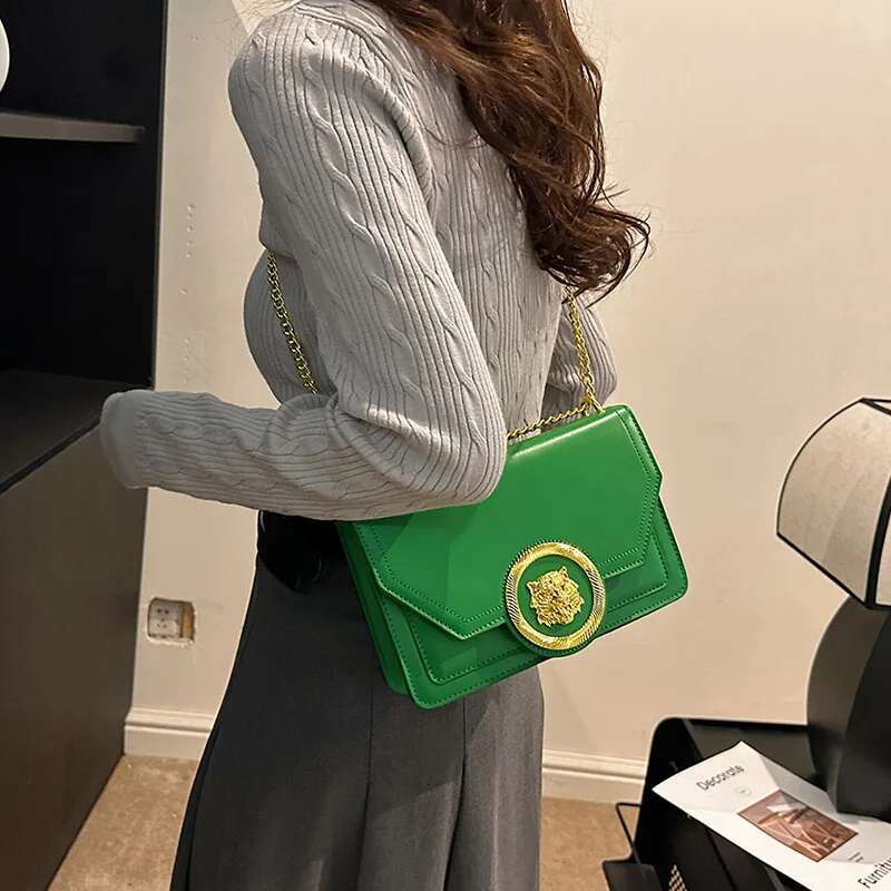 Fashionable And Popular Women s Mini Handheld Bag Trendy Designer Brand Chain Small Square High quality Crossbody Bag Casual Handbag Classic Tote Bag 