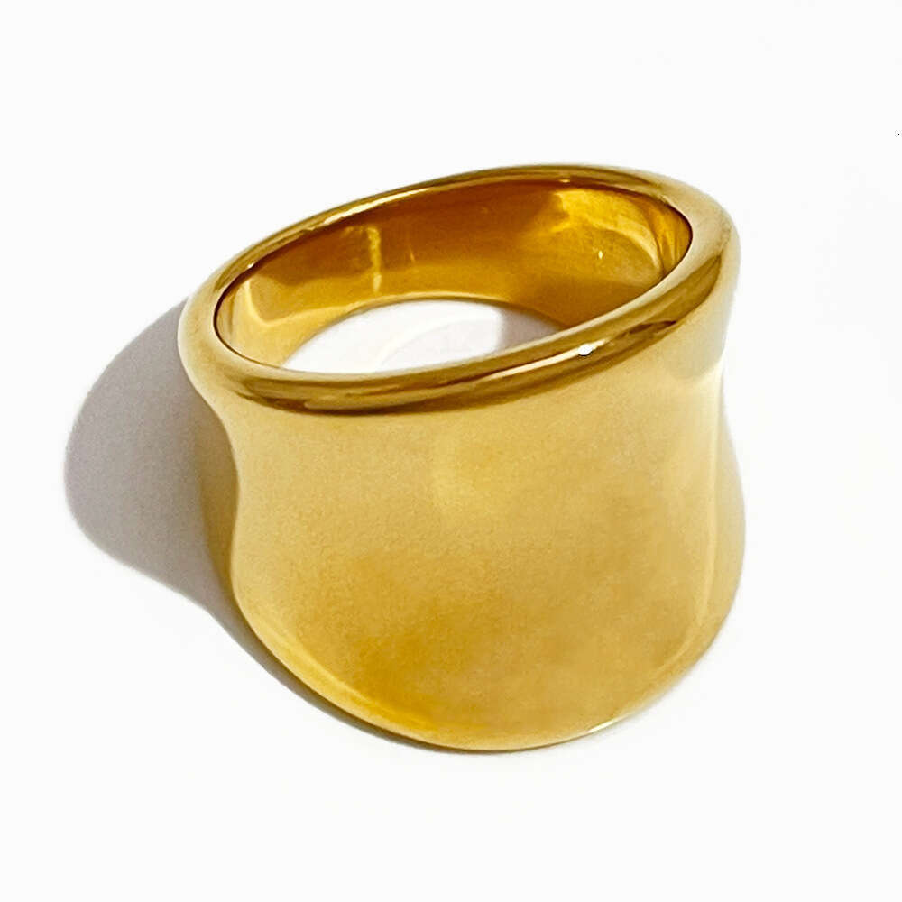 Heavy Industry Casting Exaggerated Wide Face with Personalized Curvature, Men's and Women's Gold Thumb Plate Ring, Finger Ring