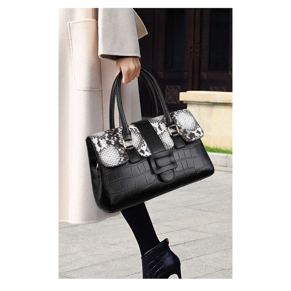 Women's Bags handbag Women's handbag new snake skin pattern large capacity women's business shoulder commuting bag