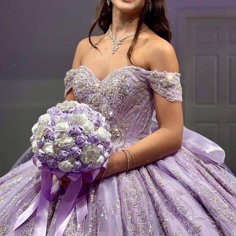 Light Lavender Mexican Quinceanera Dressess Off The Shoulder Luxury Beads Crystal Bow Tull vestido 15 Anos Corset Lace Up Sweet 16 Dress