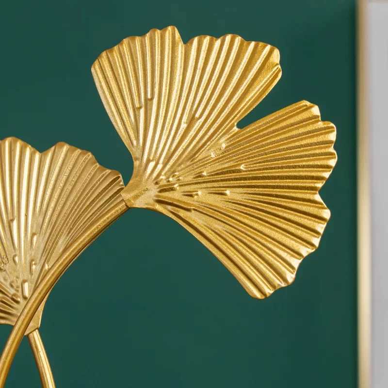 Golden Ginkgo Leaf Crafts Leaves Sculpture Nordic Iron Art Livingroom Decor Home Decoration Accessories Office Desktop OrnamentsT250310