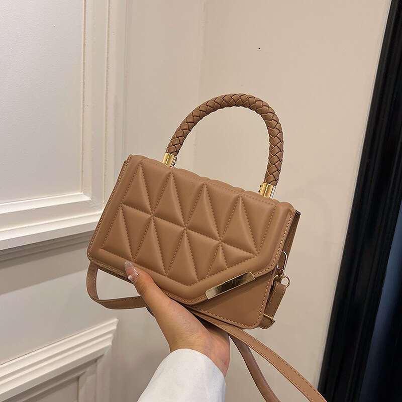 Women's Bags handbag Advanced texture for women new Korean version fashionable temperament handbag trendy Western style single shoulder crossbody