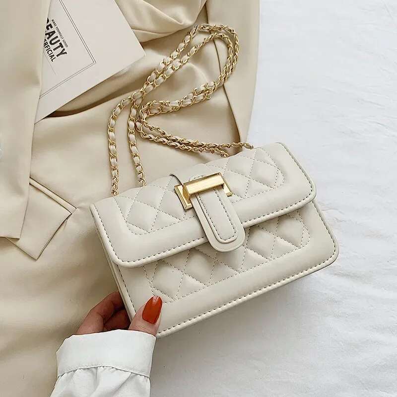 Women s Fashionable Shoulder Bag High end PU Leather Solid Color Designer Chain Bag Women s Crossbody Casual Handbag Trendy Saddle Bag Wallet Makeup H