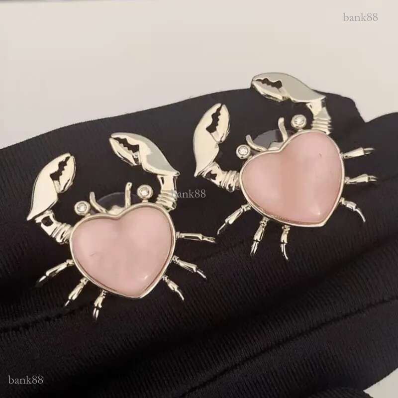 2025 New Women Luxury Earrings Gold Plated Bling CZ Letter Crab Earrings Studs Necklace For Girls Women For Party Wedding Nice